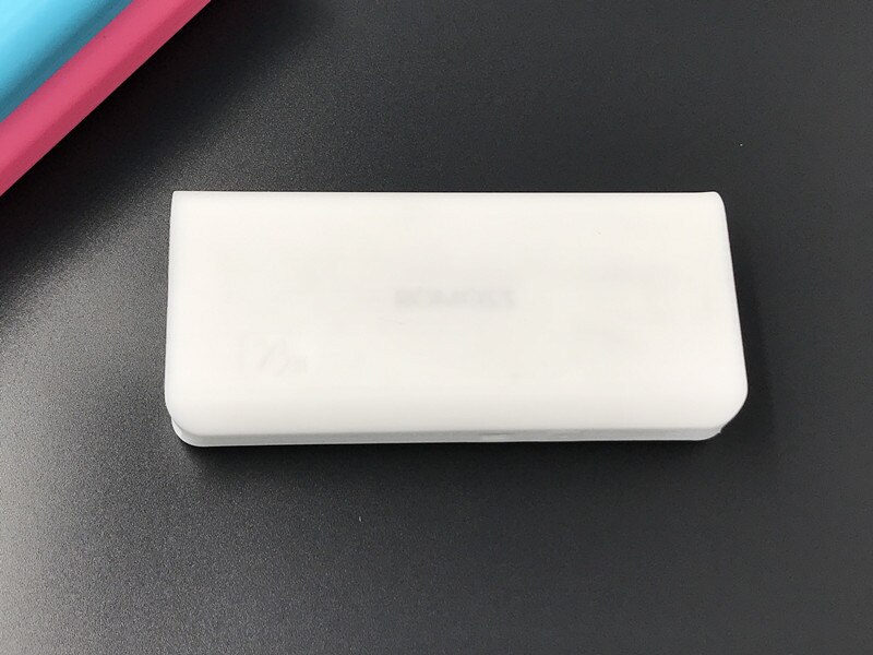 Portable Non-toxic Silicone Soft Protection Case for ROMOSS 20000mAh ROMOSS 10400mAh Power DurableBank: 20000 mAh / white