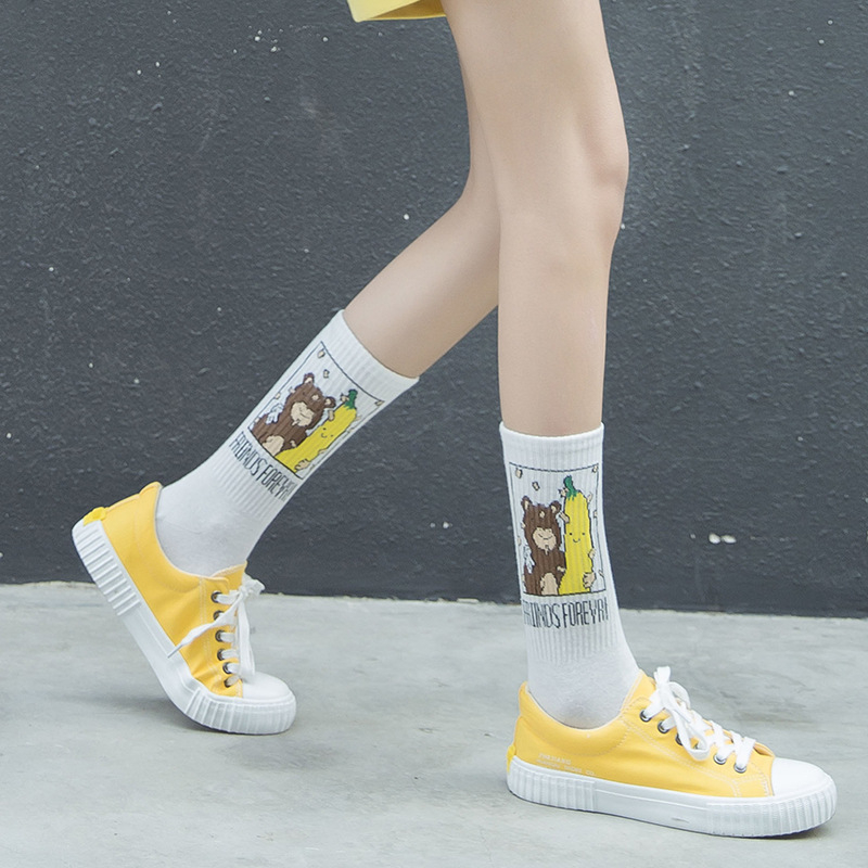 Kevät ja kesä unisex hauska sarjakuva banaanisukat harajuku cool rullalauta sokken art puuvilla hipsteri iloiset hedelmäsukat