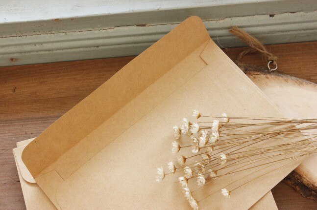 10pcs Vintage Simple Window Envelop Kraft Red Postcard Letter Envelopes Wedding Invitation Red Card