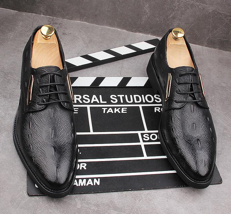 Hommes luxe gentleman pointu en tôle à lacets oxford chaussures pour homme mâle robe de mariée chaussures de retour zapatos de novio