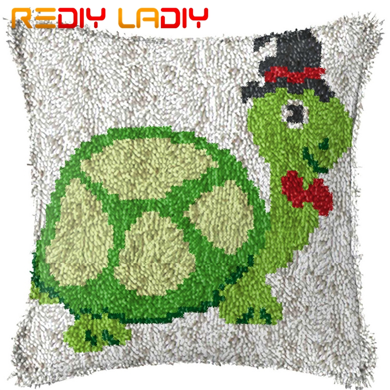 Latch Hook Cushion Geometric Pattern Pillow Case Pre-Printed Color Canvas Acrylic Yarn Latched Pillow Crochet Cushion Cover Arts: BZ553
