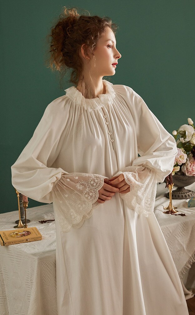 Ropa de dormir Vintage de estilo real para mujer, pijamas de encaje bordado romántico, camisón suelto de primavera: white / M