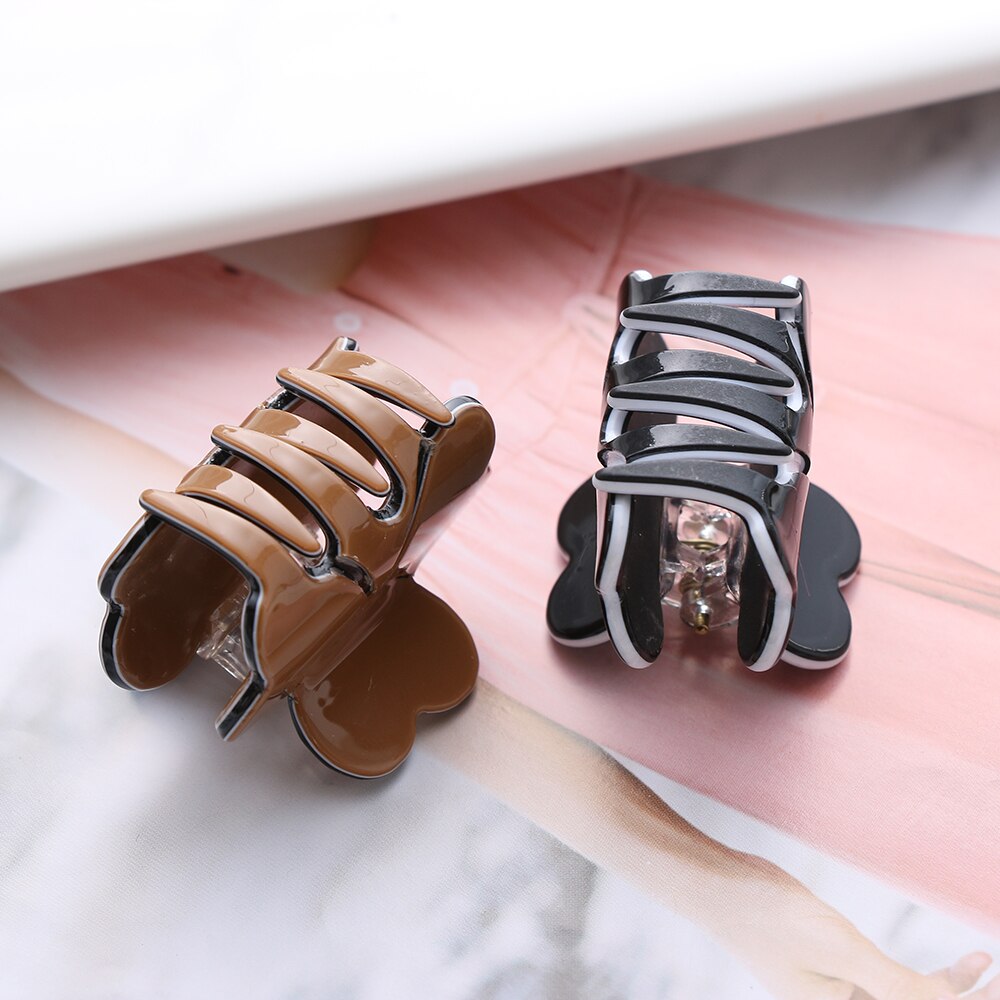 1 stuks Mini Acryl Klavertje Vier Haarspelden Vrouwen Kleurrijke Haar Klauwen Clips Clamp Haarspeldjes Haarspelden Styling Tools Accessoires