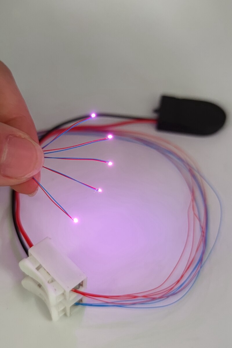 50pcs Pre-wired #0402 Smd Leds,with free Cr2032 3V button battery box,30cm Connection Wires hobby Model Kit for Gundam Lighting: 0402Pink Purple