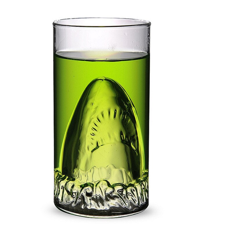 1 Piece Floating Shark Attack Shot Glass Mug / Shark Drinking Glass Cup Deep-sea Shark Drinking Glass