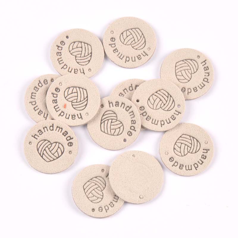 20 piezas, 2,5 cm, tela redonda de PU, etiquetas en relieve hechas a mano, etiqueta de bandera DIY para accesorios de costura de prendas cp3436: Blanco sin níquel