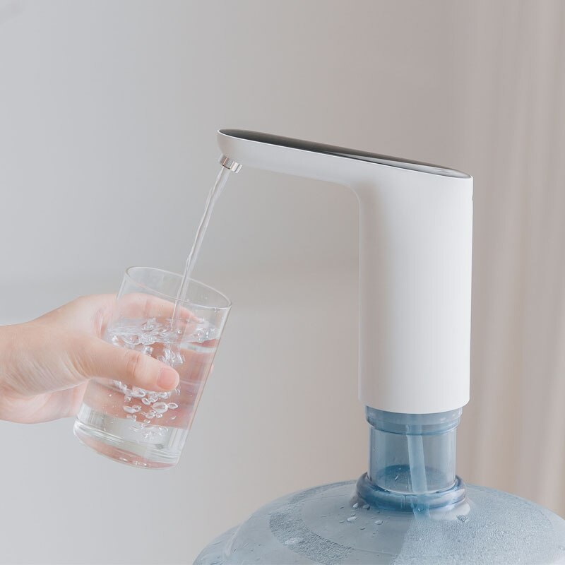 Leven Automatische Usb Mini Touch Schakelaar Waterpomp Draadloze Oplaadbare Elektrische Dispenser Waterpomp Voldaan Usb-Kabel