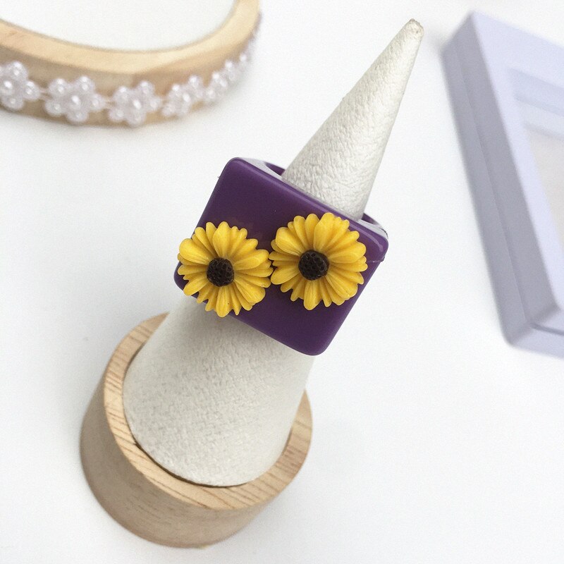 Koreansk farverig tusindfryd blomst hjerte rund bjørn geometrisk firkantet chunky ringe til kvinder lilla akryl harpiks ringe smykker: 9