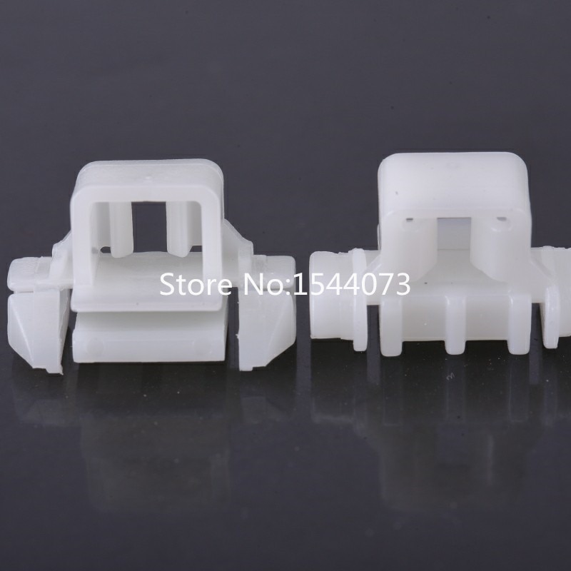 20x Klammern Clips Beplankung für Mercedes 190 W124 S124 W201 Sacco