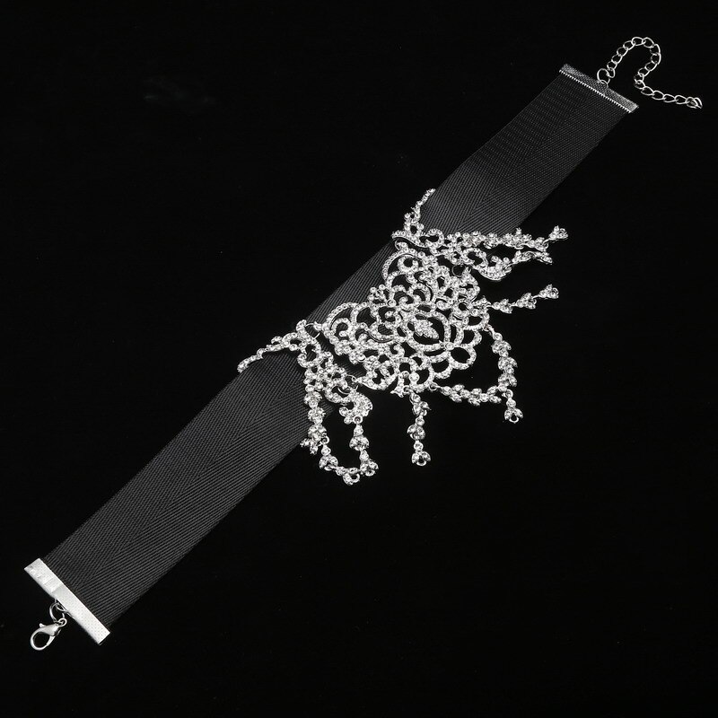 Di lusso Del Rhinestone Choker Collana Di Cristallo Delle Donne del choker gotico Maxi dichiarazione Della Collana 2018 dei monili di modo Del Collare Collier femme