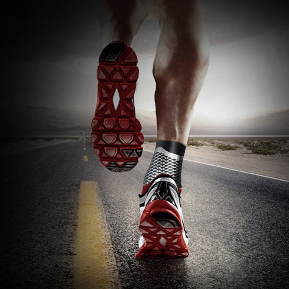 2 sztuk oddychające sportowe kostki ochraniacz kostki pielęgnacja rękawem robić ćwiczeń bieganie zdatność koszykówka (czarny rozmiar)