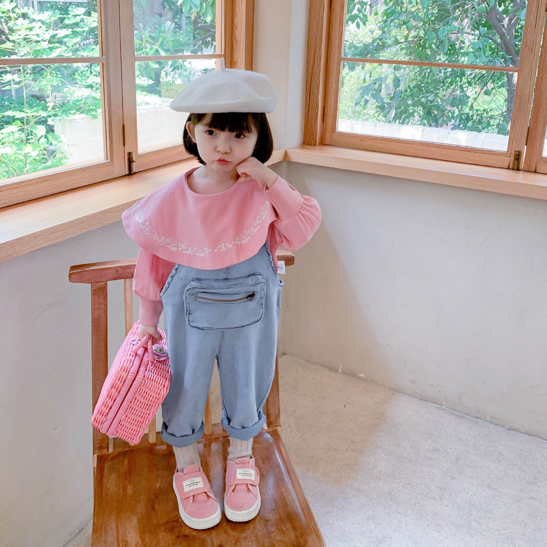 Autumn boys and girls three-dimensional pocket denim overalls 1-6 years children loose casual bib pants