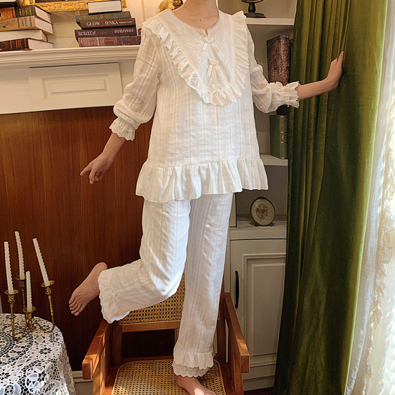 Conjunto de pijama Lolita para mujer, Tops de encaje de flores bordadas + Pantalones largos, pijama Vintage para mujer, ropa de dormir victoriana, ropa de descanso