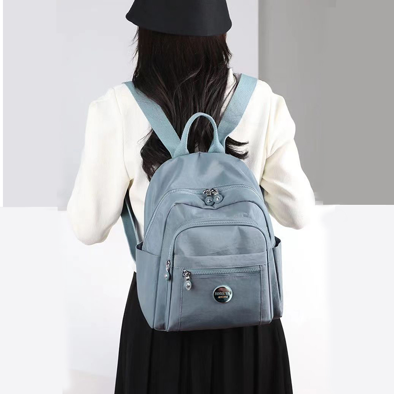 Reisrugzakken voor heren en dames zijn ontworpen voor reizen en schoolgebruik. Ze hebben een eenvoudig .