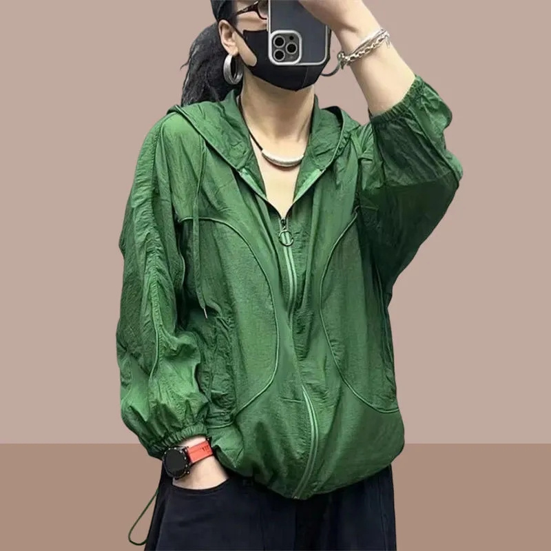 Verão nova moda feminina jaqueta praia fina protetor solar casaco de proteção uv 2023 feminino manga longa com capuz jaquetas outerwear topos: M / Bege