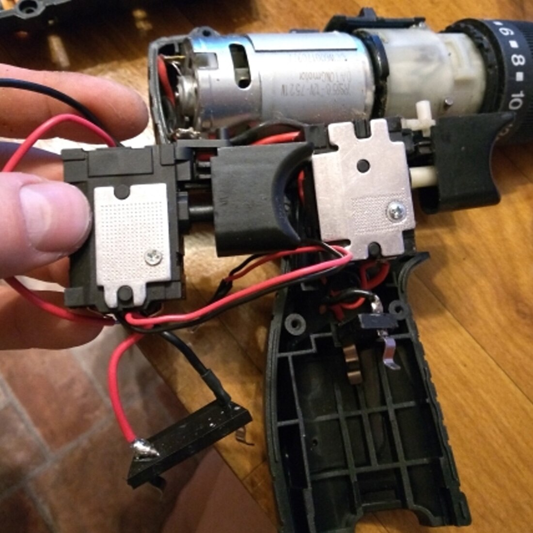 7.2 V - 24 V Lithium Battery Cordless Drill Switch Speed Control Electric Drill Trigger Switch With Small Light