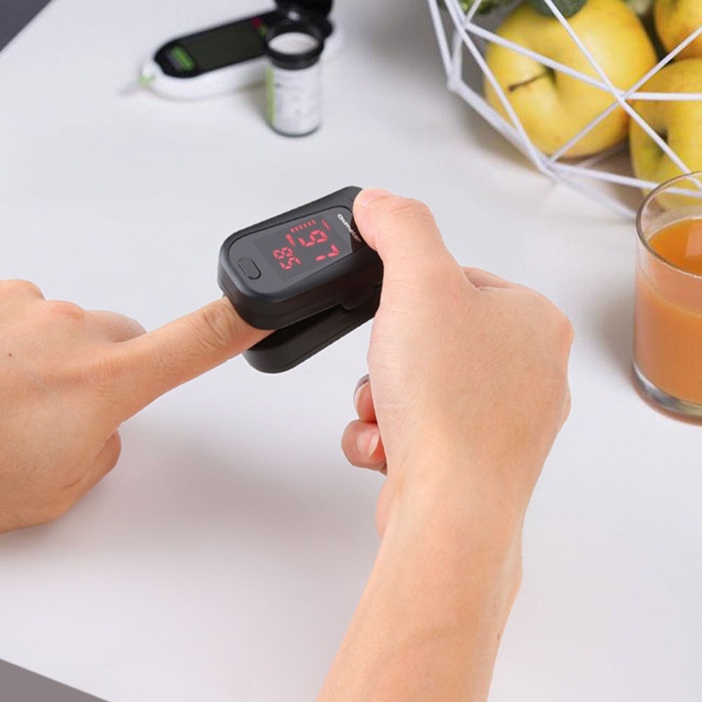 Finger Clip Oxymetrie Herz Bewertung Monitor Fingerspitze Blutdruck Oximeter ohne Batterie (Schwarz)