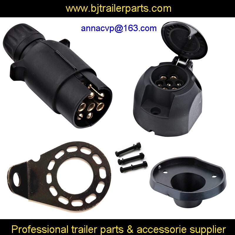 7 Pin trailer connector plastic round trailer socket pug /boat/ caravan/ motorhome/ car/ auto/ truck/ RV trailer parts