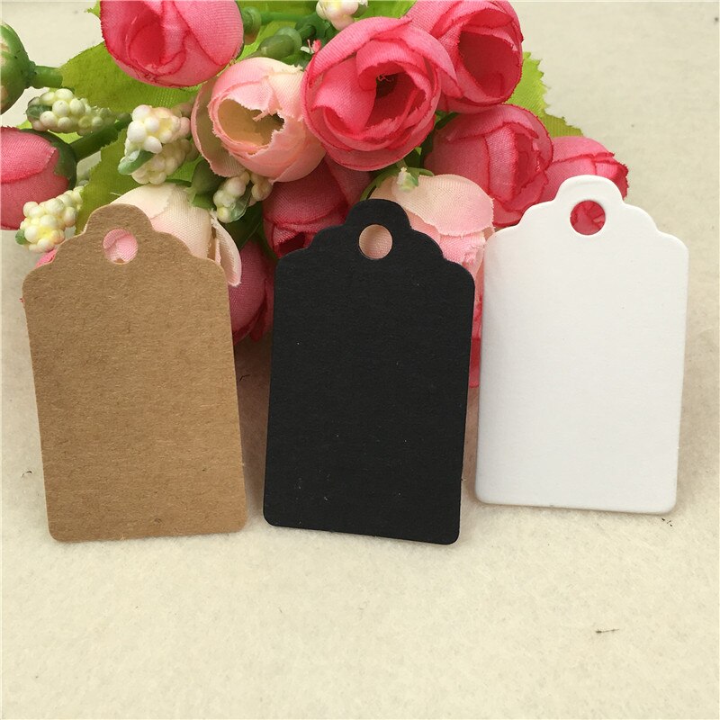 100 stuks hoofdlabel, blanco, diy label, touw, kledingstuk, bruiloft, verjaardag, festival, feestdecoraties, op maat gemaakte kraftpapieren kaart met touwtjes