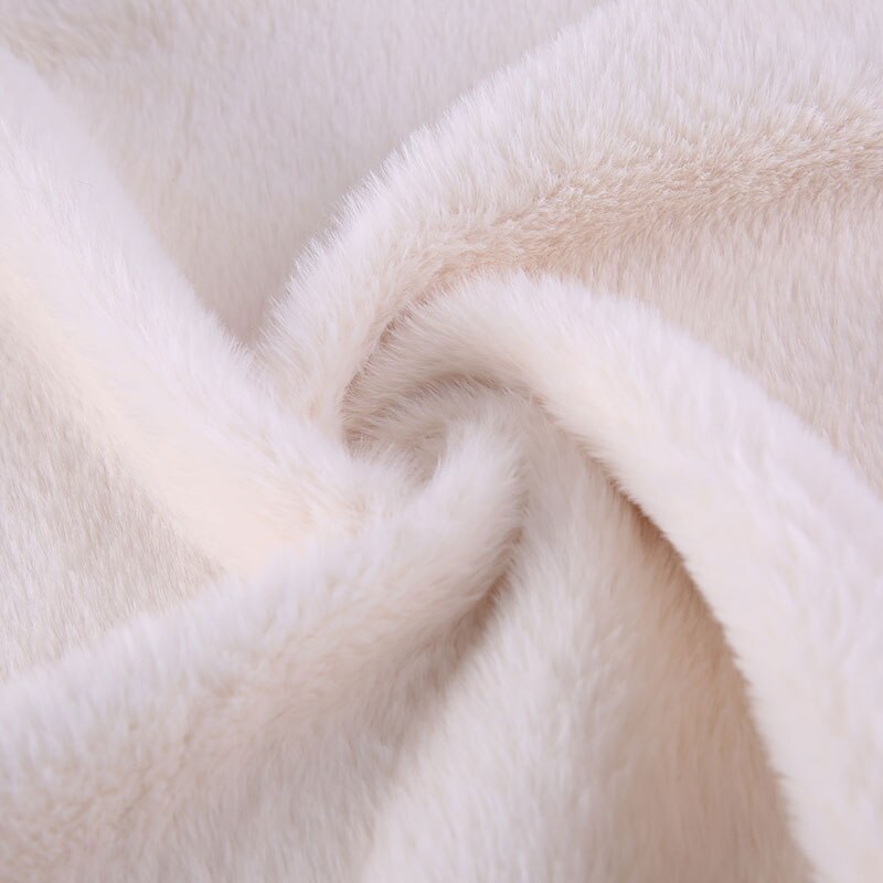 Polyester fabric warp knitting European autumn and winter fabric spot: Army Green