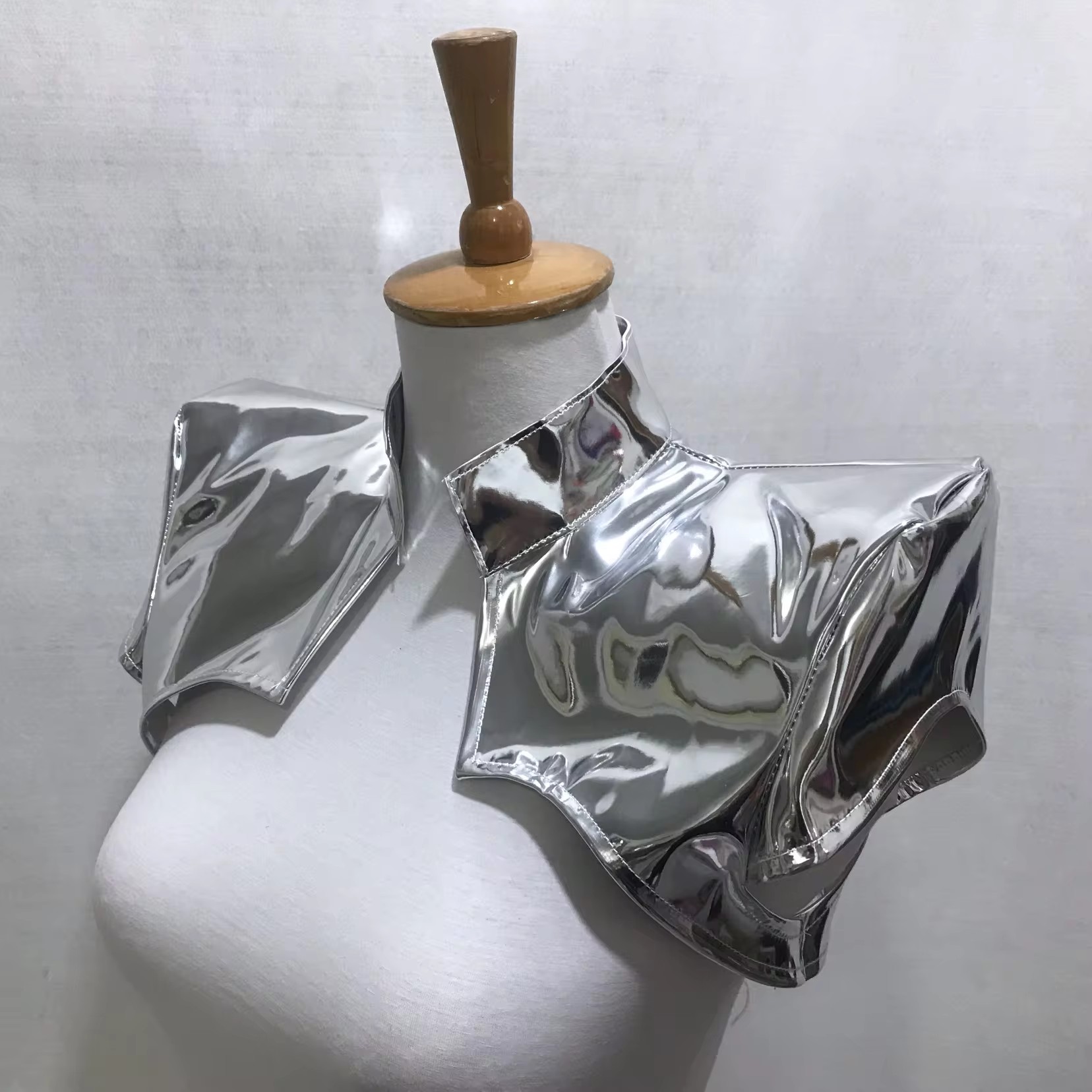 Schulter polster Rüstung Jazz Tanz Unisex Gold Silber Leder Weste männliche Frauen Tänzer Team Performance Kleidung Bar Bühnen zubehör