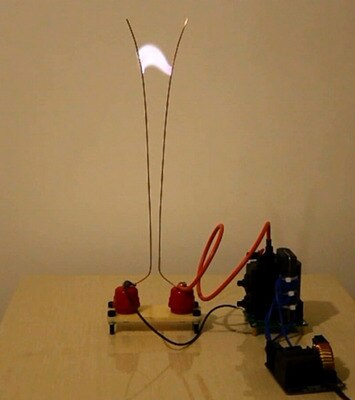 Arco escalera de Jacob de alta tensión experimento DIY experimento Kit bobina de Tesla experimento de Física geek juguete ZVS de fuente de alimentación de 24V: DC
