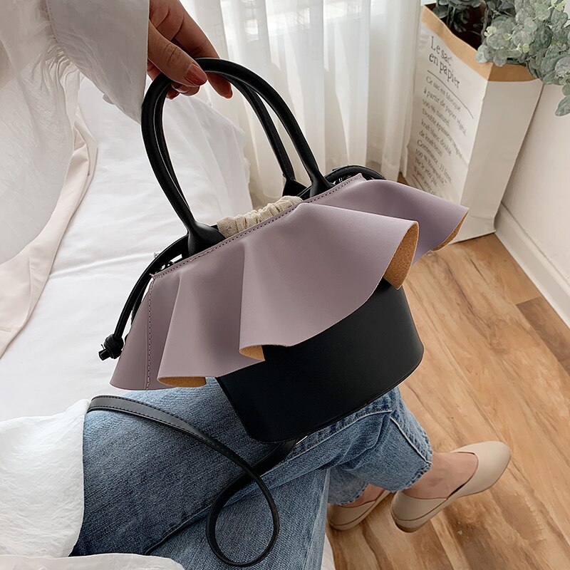 Fashionable Faux Fur Drawstring Bucket Bag Women Crossbody Bags Solid Color Shoulder Bags Female Crossbody Bag: Purple