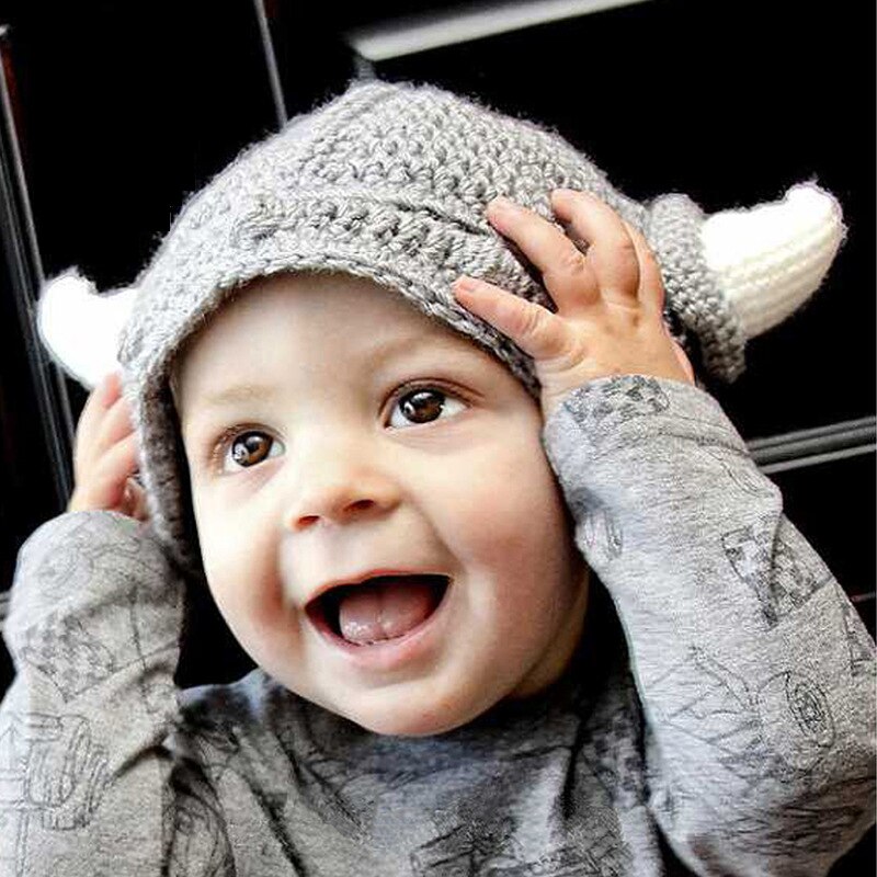 Nyhed hæklede vikinghorn hat forælder-barn vinter beanie strik hatte håndlavet grå uld jul børn skullies hætter