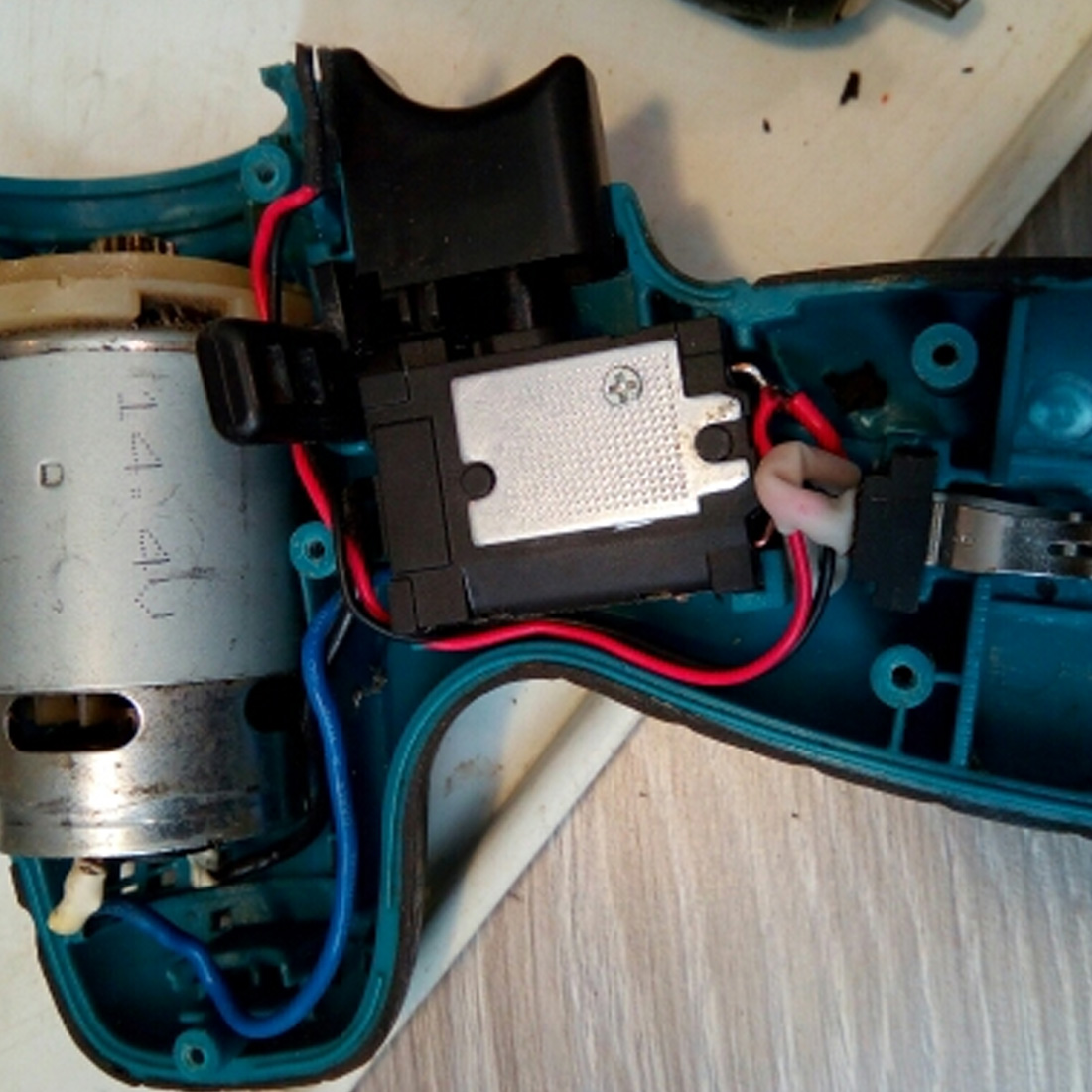 7.2 V - 24 V Lithium Battery Cordless Drill Switch Speed Control Electric Drill Trigger Switch With Small Light