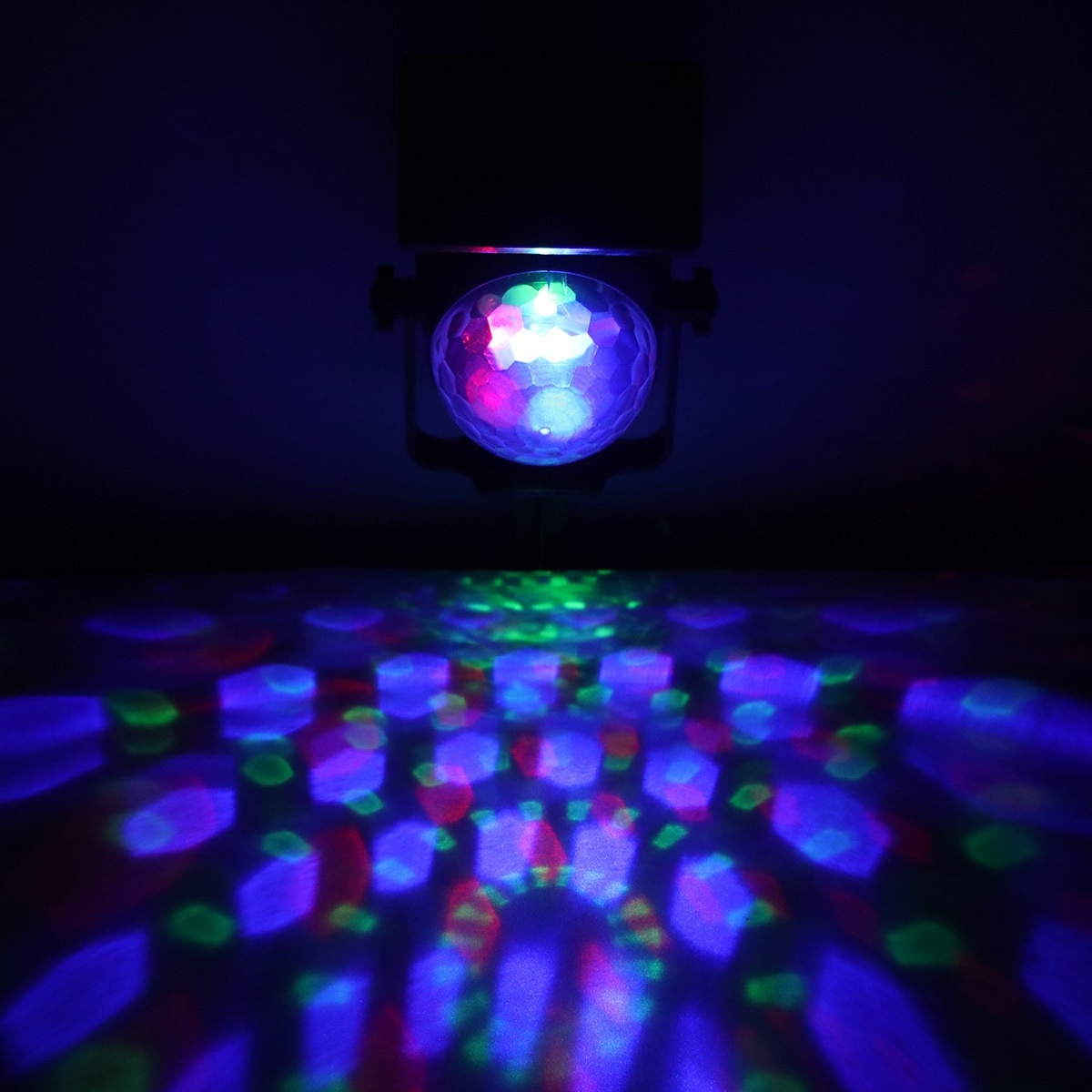 Solar Projector Power LED Projection Light Rotary Spotlight Moving Lawn Lamp For Outdoor Garden Yard Waterproof Lighting