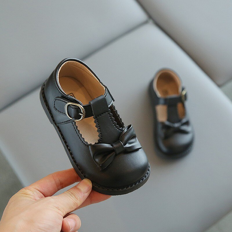 Zapatos de cuero para niña pequeña, mocasines de princesa con correa en T de mariposa, Lolita negra británica, para otoño de 3 a 6 años