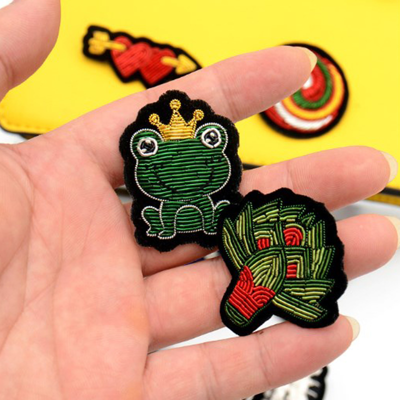 Indiase Zijde Hand Geborduurd Doek Sticker Broche Vrouwelijke Accessoires High-End Leuke Decoratieve Badge Corsage