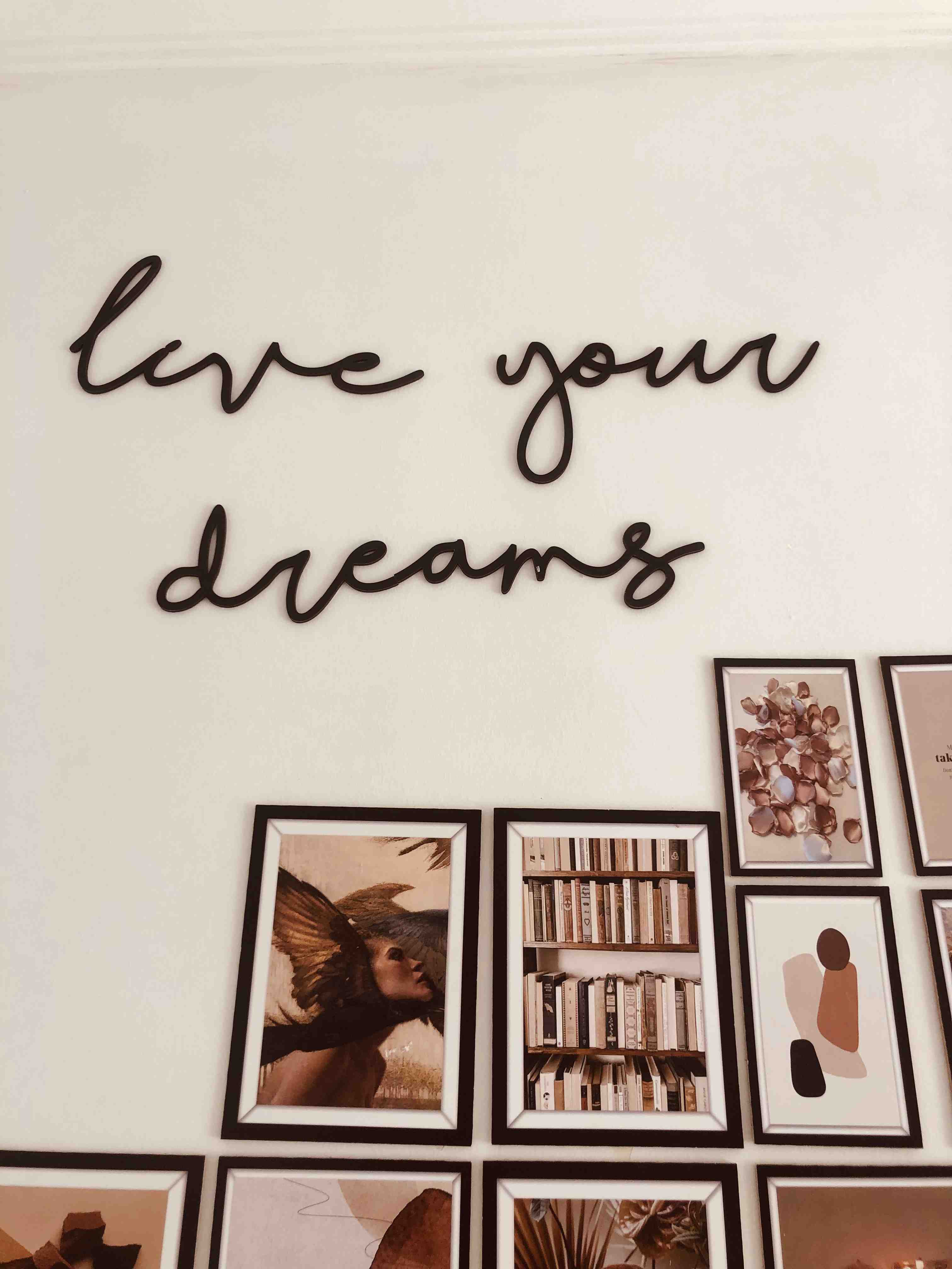 Live Your Dream Wooden Wall Decor Painting Lettering Written Wooden Graffiti Room Accessory Wall decoration bedroom decoration..
