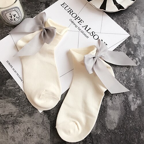 Winter Autumn Spring Sweet Curl Cotton After The Heel Ribbon Big Bow Short Socks Wild Chaussette Female Herring Ankle Socks: Sock Milk white gray