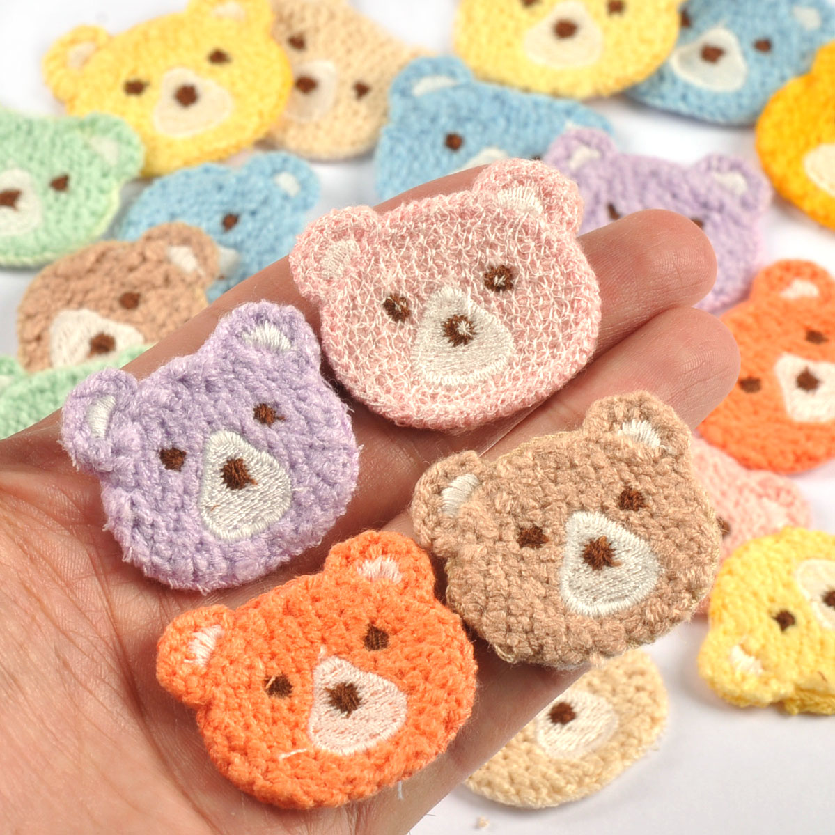 10 Stuks 37X34Mm Mooie Gekleurde Beer Borduurpatches Naaien Kinderkleding Appliques Accessoires Diy Haar Lussen Clip Handgemaakte Decor
