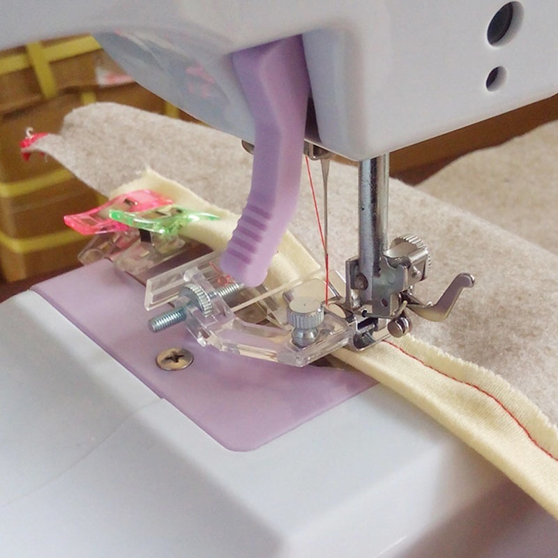 1 pcs Verstelbare Bias Tape Binding Voet Snap On Naaivoet Voor Naaimachine Accessoires Goede