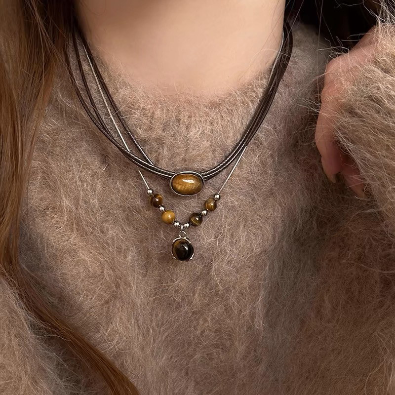 Collar con colgante de piedra marrón de cuero Vintage, gargantilla apilable, cadena de clavícula con temperamento para mujer y niña, collar de Otoño Invierno