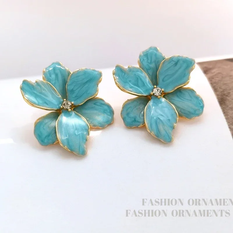 Pendientes de plata 925 con forma de flor roja para mujer y niña, Joyería Moderna con Popular, pendientes de tuerca grandes, de primavera y verano: Rodio plateado