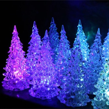 13 CM Acrilico albero Di Natale per bambini giocattoli luminosi LED colorato di cristallo flash giocattoli