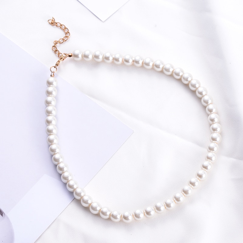 Suki smykker kraveben kæde choker simulerede perler strand beaded halskæde til brude kvinder drejningsmomenter kvindeligt hvidt bryllup