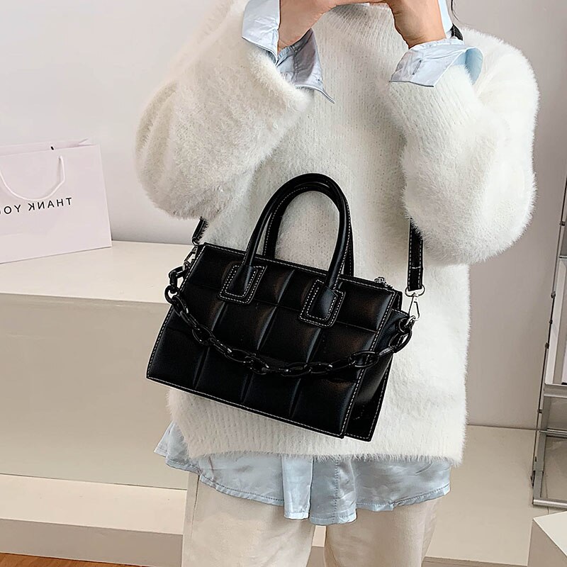 Autumn and winter retro chain handbag PU soft leather women's shoulder messenger bag