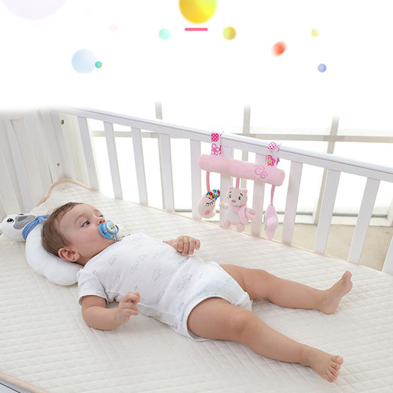 Baby Spielzeug Rasseln Nette Rosa Bär Musik Querlatte Krippe Mobile Neugeborenen Spielzeug für Kinderwagen Hängende Bett Plüsch Pädagogisches Spielzeug