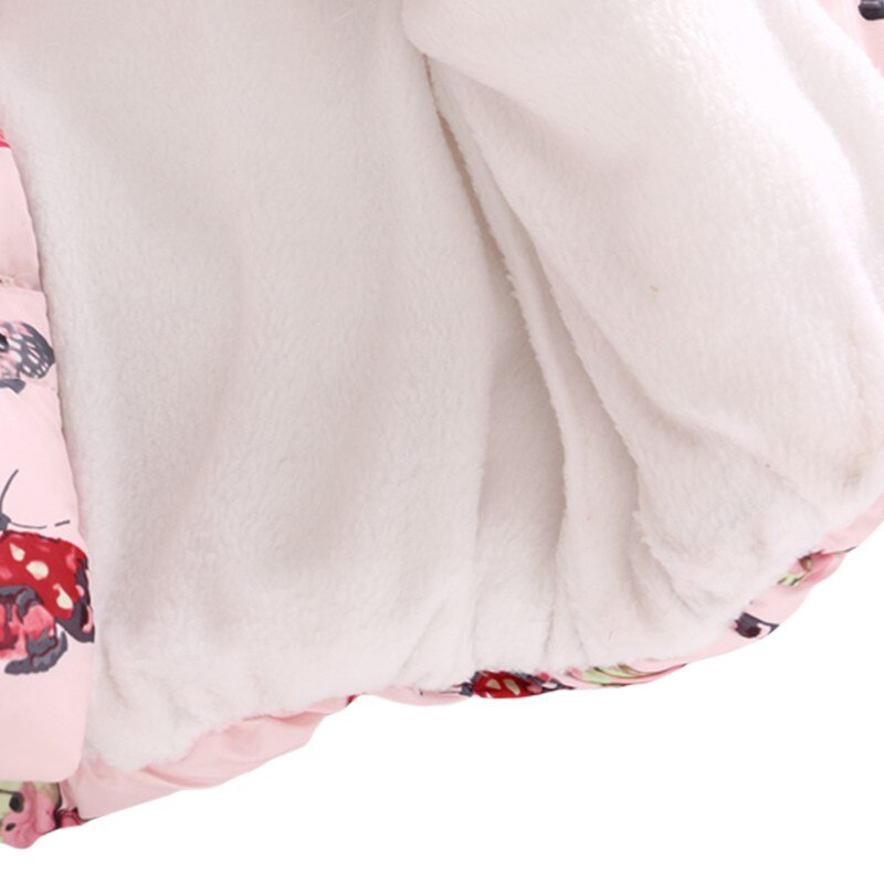 Giacca imbottita abbottonata con stampa farfalla invernale bambina