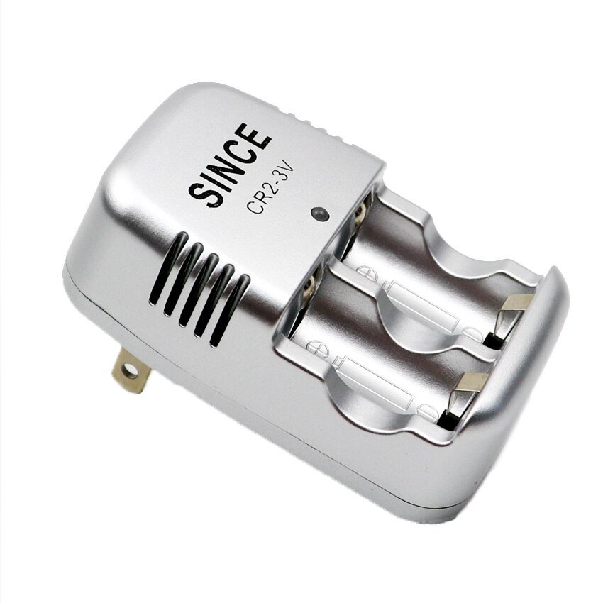 4 pièces 3.0 V CR2 15270 batterie 3 V Li-ion batterie Rechargeable batteries appareil photo + 1 pièce CR2 chargeur de batterie