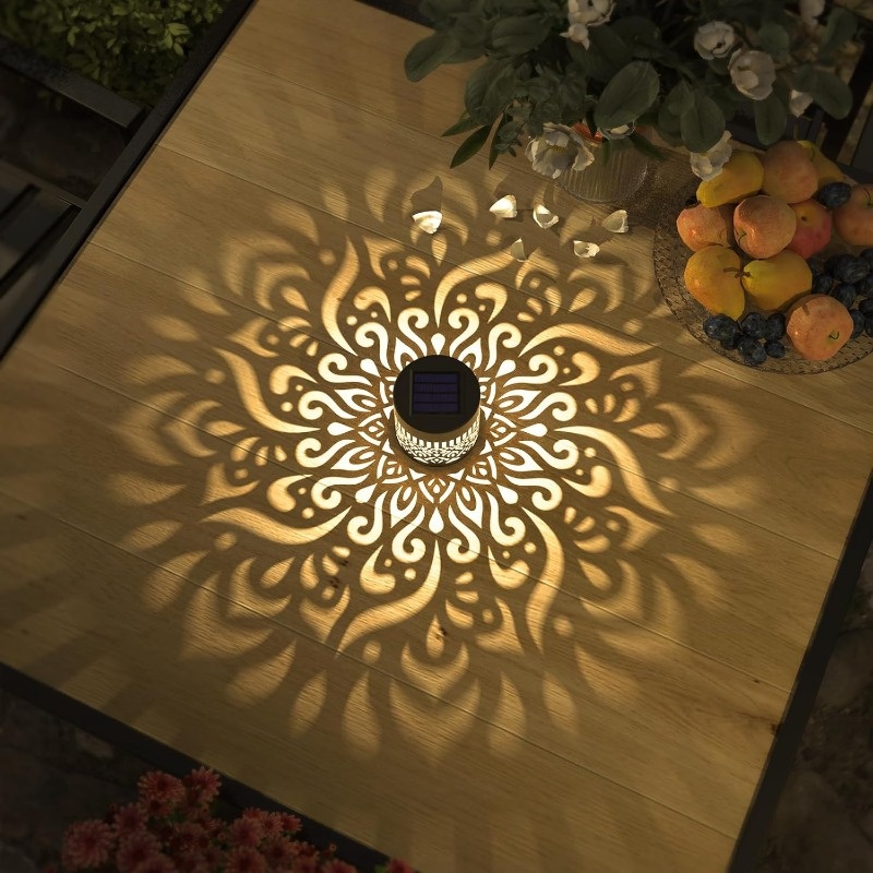 Solar Mandala Wandlamp - IP65 Waterdicht - Projectie Bloem - Tuin, Terras, Gazon Decoratie