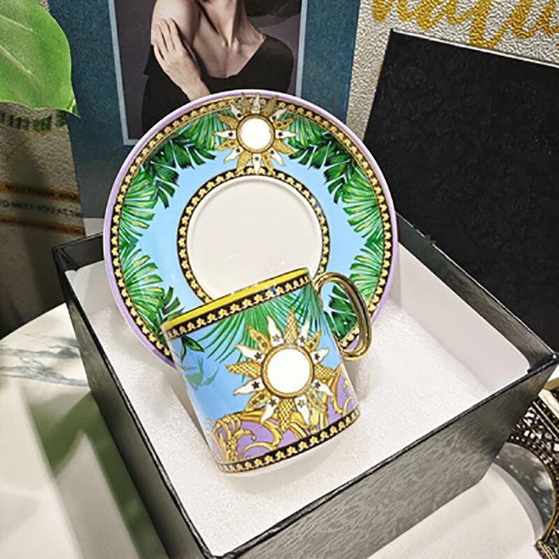 Tea Cup Coffee Cup Saucer Couples Mugs Set Drinkware European Palace Gold Rim Coffee Cup Bone China Hand-painted Head Style