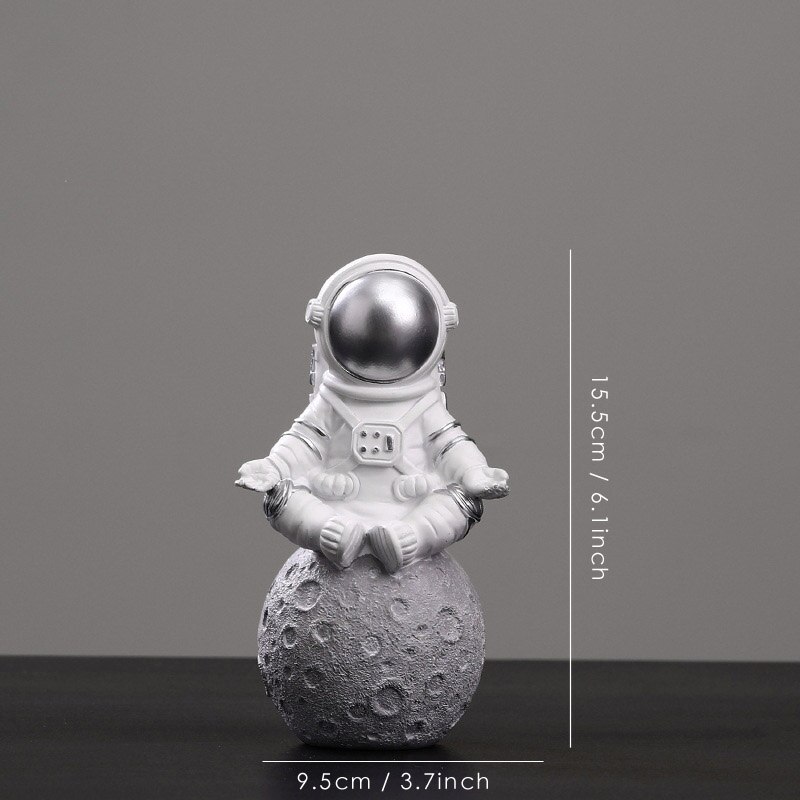 Resin Astronaut Figurines Spaceman With Moon Sculpture Decorative Miniatures Cosmonaut Statues For Man & Boyfriend: B