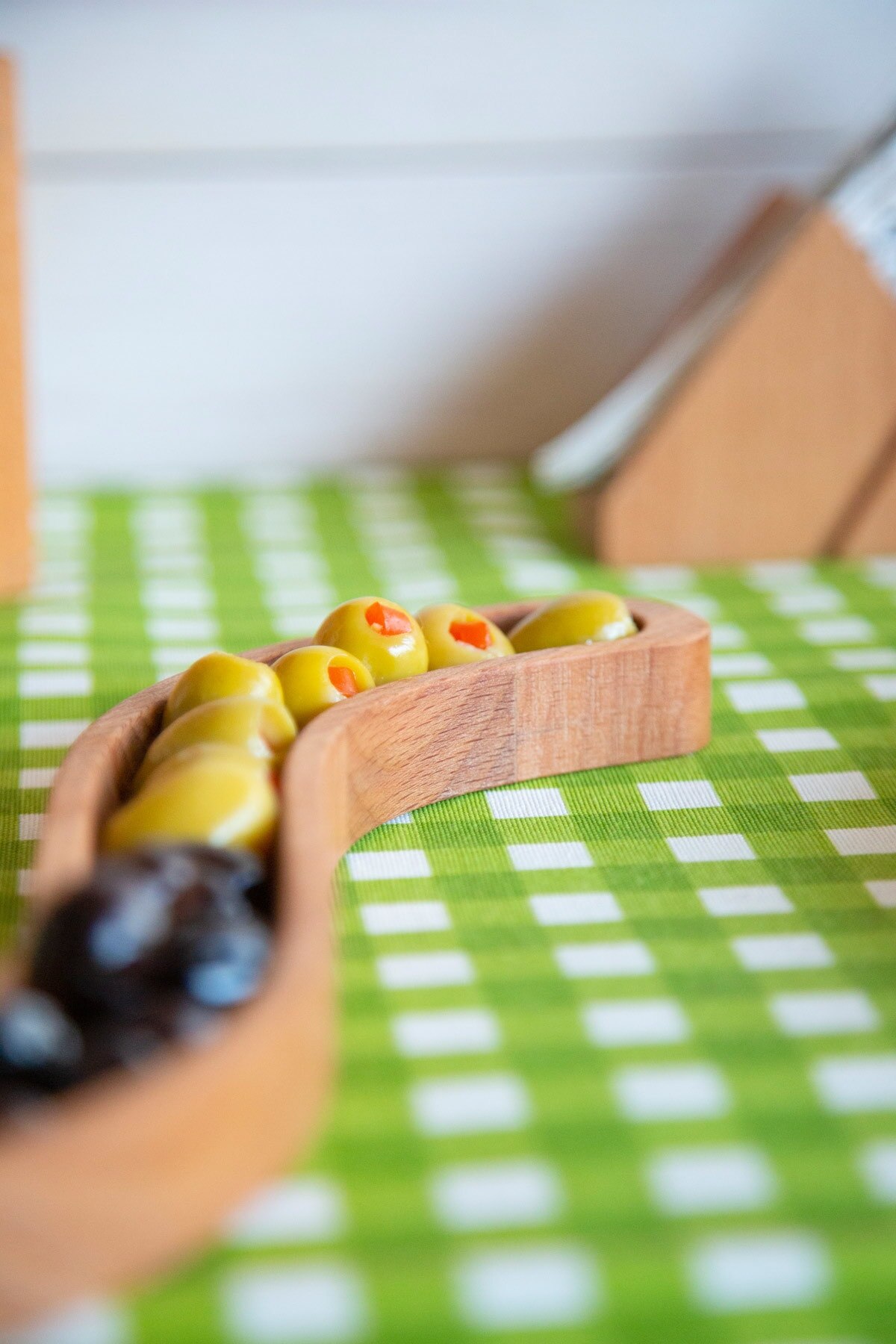Ronde plank met kinderkookboek