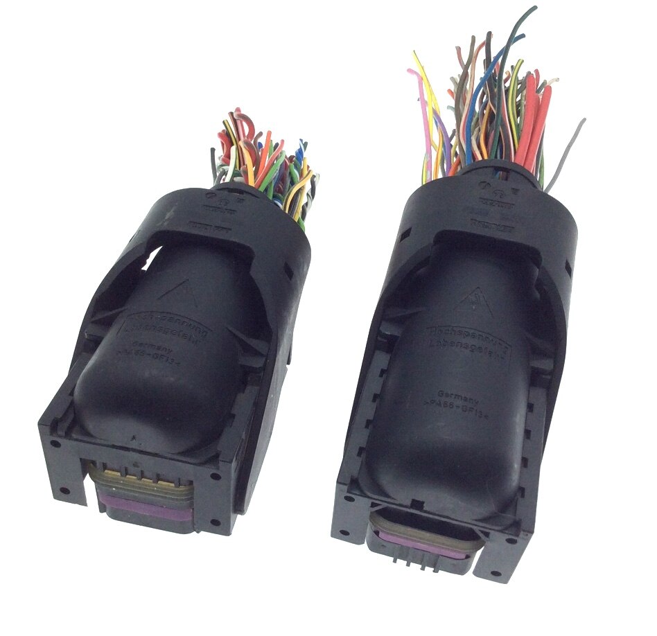 1pc used second hand 1pc for Bosch ECU EDC17/16 ECU board No. 1 plug 60pin 94pin plug female harness socket