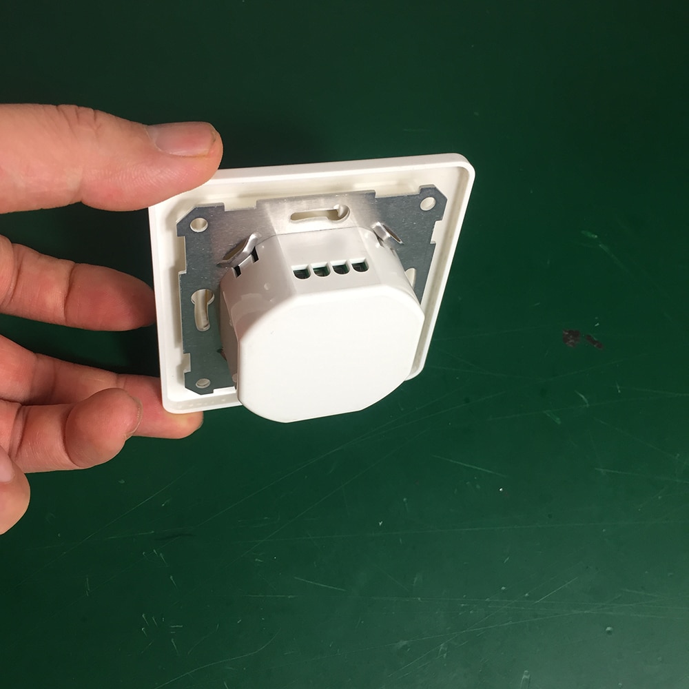 Europea Standard 200W Max 200-240V Pro-Dim Trailing Leading Edge Dimmer Switch for dimmable LED, Halogen and Incandescent Light